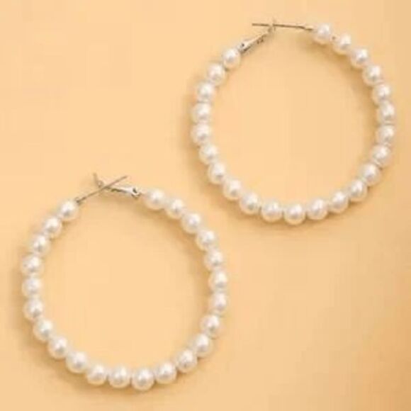Pearl Silver Toned Hoop Earrings - Picture 4 of 6